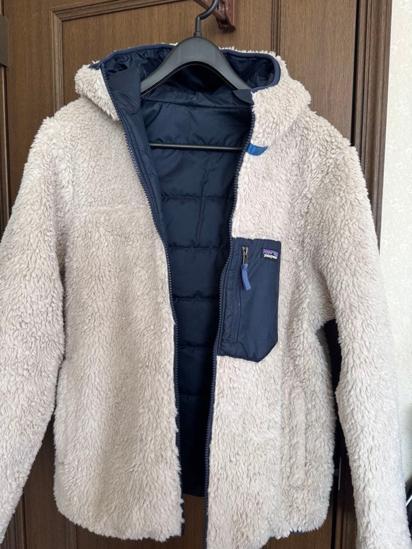 patagonia ネイビー フリースジャケットリバーシブル　フーディ XXL