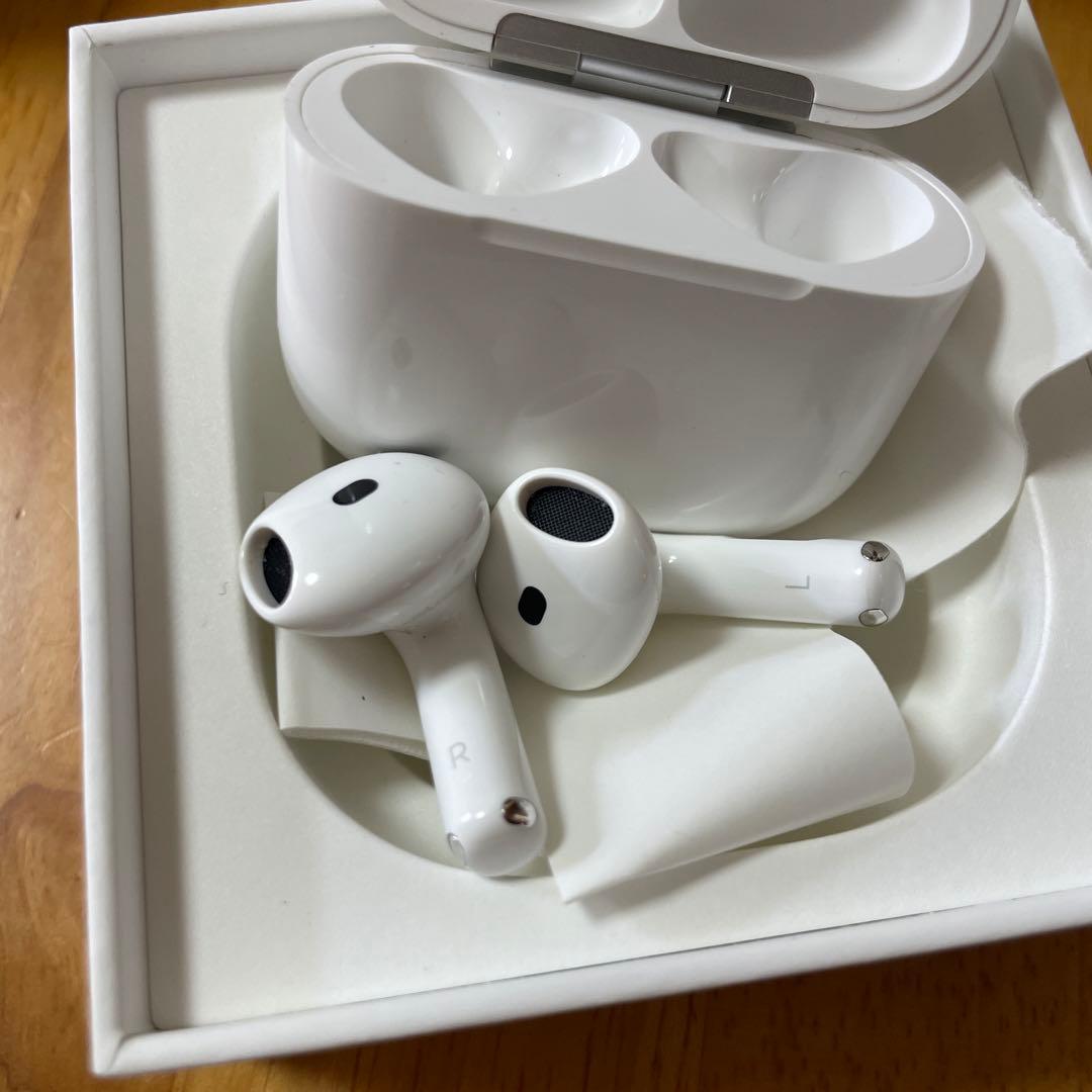 イヤホン airpods4