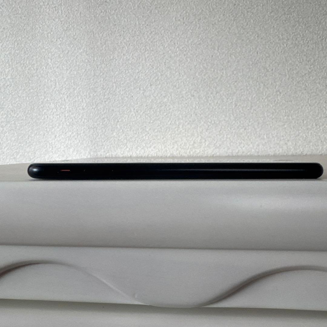 Apple iPhone SE (第2世代) ブラック 本体