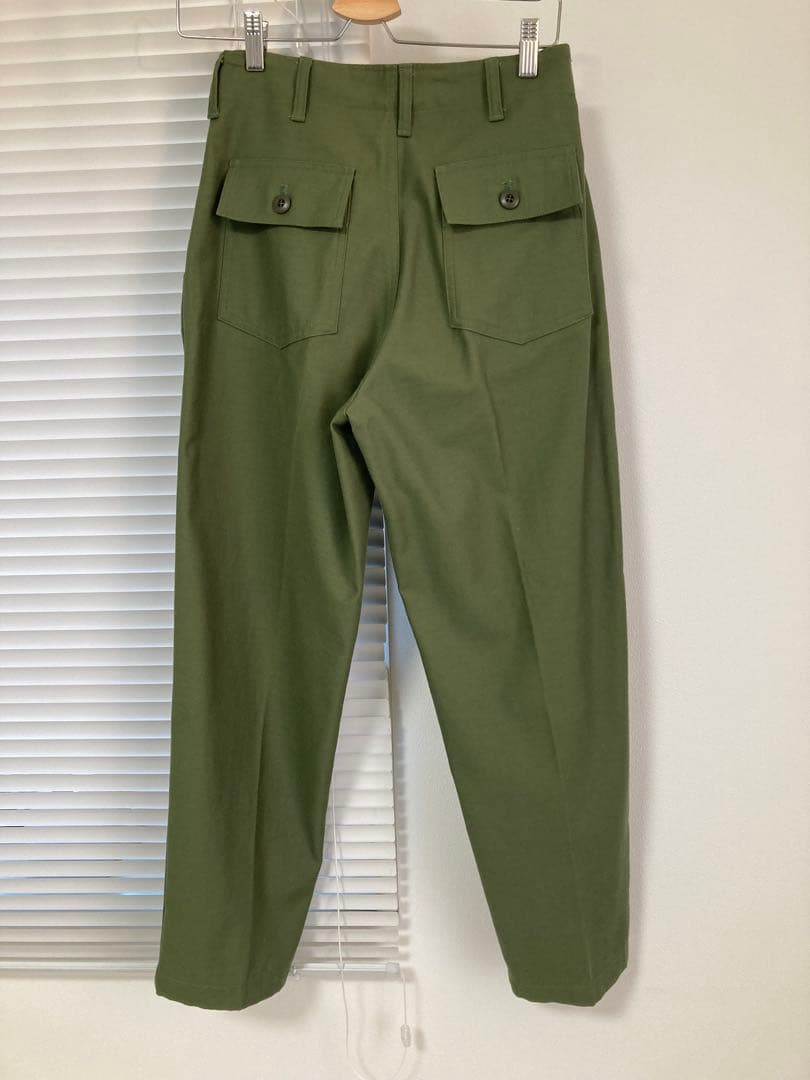 【新品未使用タグ付き】The Shinzone ベイカーパンツ　size34