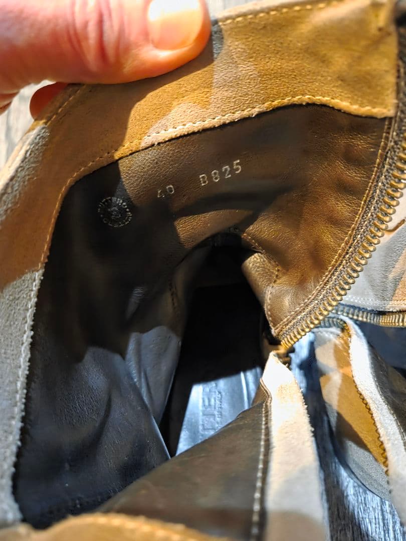 BUTTERO　ブッテロスエードブーツ　サイドジッパー40