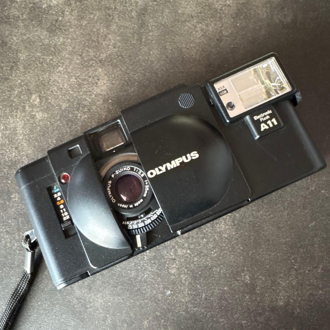 オリンパスXAコンパクトフィルムカメラ