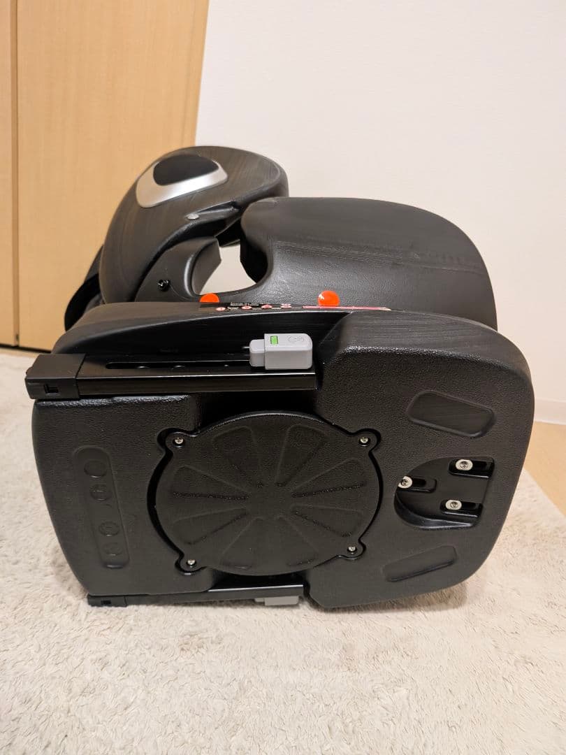 【美桜・ミオ】アイリスオーヤマ チャイルドシート 洗濯済み　ライトグレー