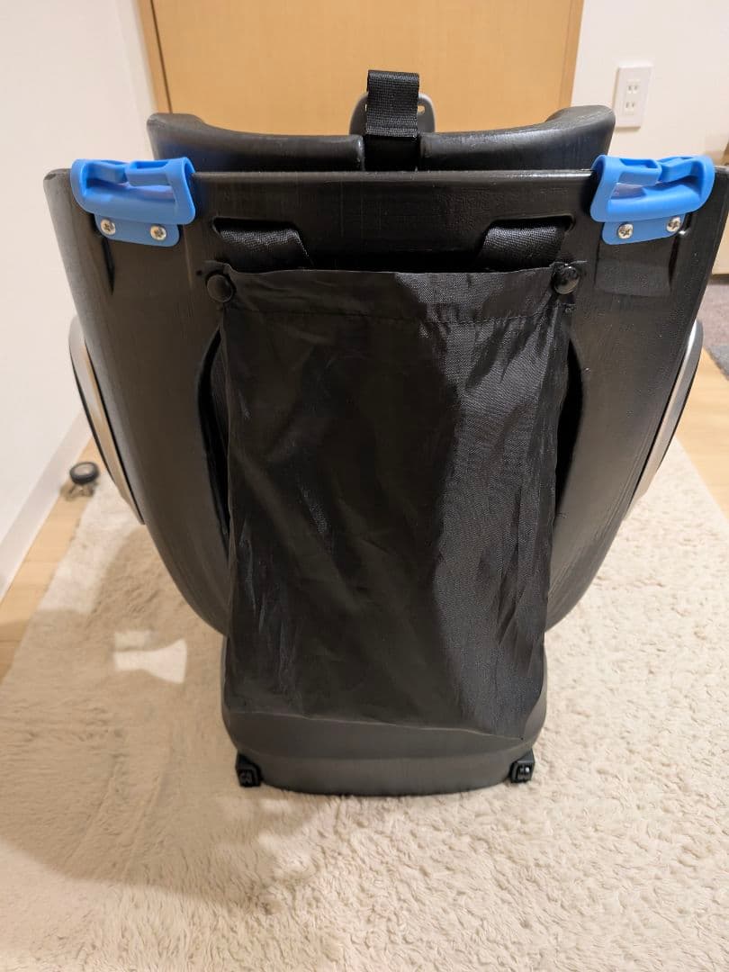 【美桜・ミオ】アイリスオーヤマ チャイルドシート 洗濯済み　ライトグレー