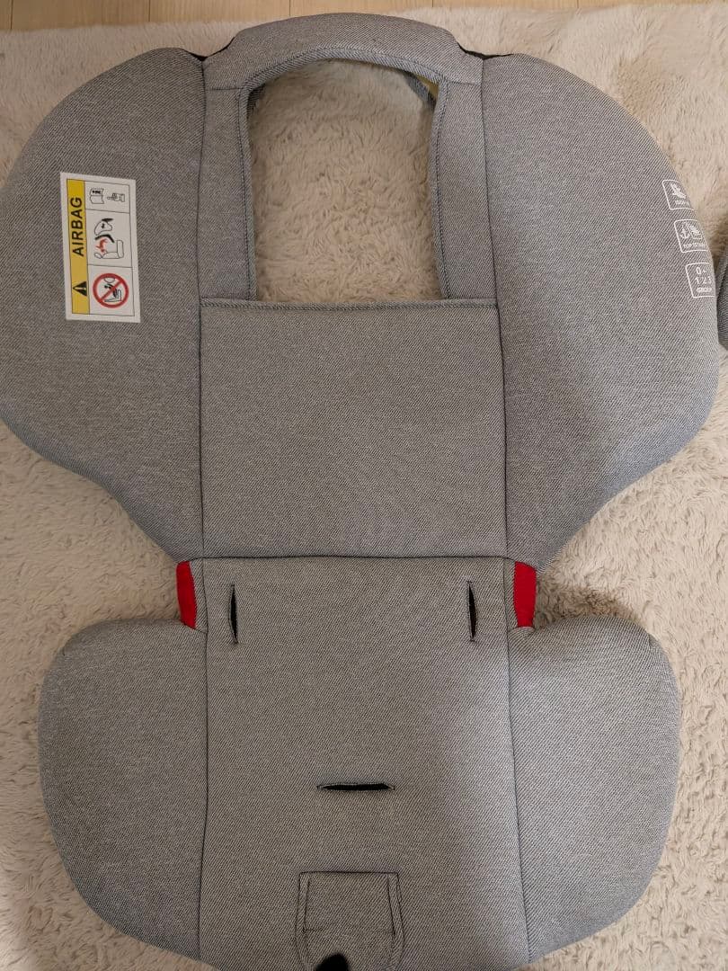 【美桜・ミオ】アイリスオーヤマ チャイルドシート 洗濯済み　ライトグレー