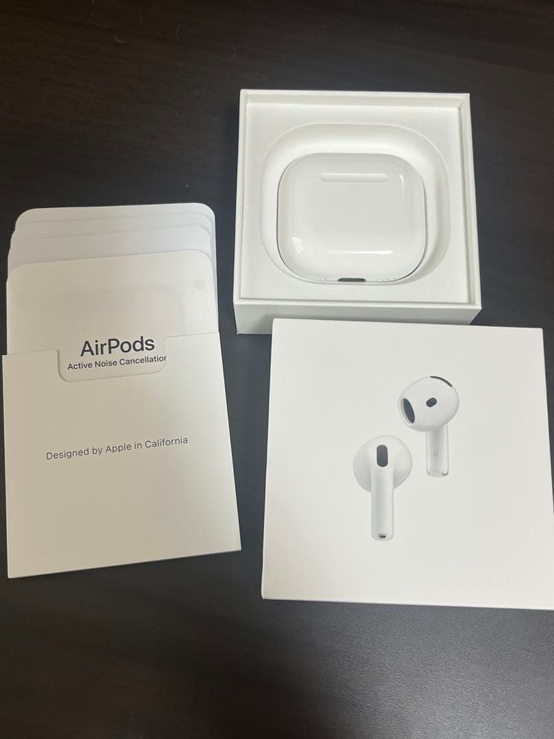 AirPods4 アクティブノイズキャンセリング　本体 充電ケース付き