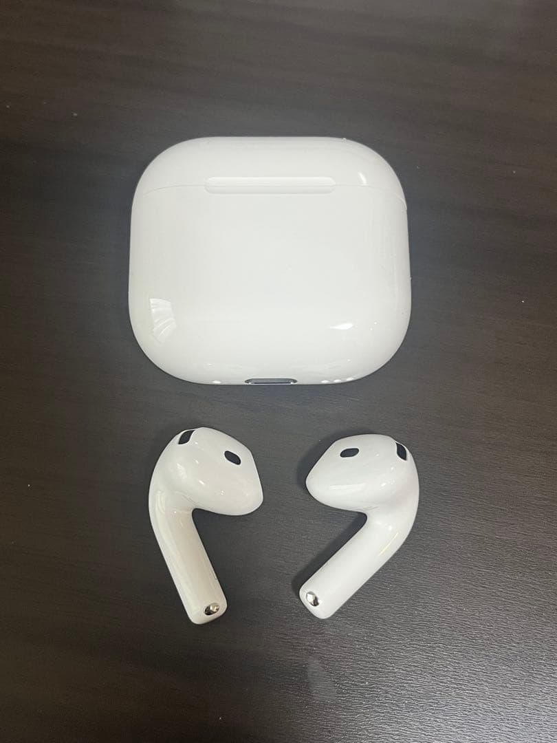 AirPods4 アクティブノイズキャンセリング　本体 充電ケース付き