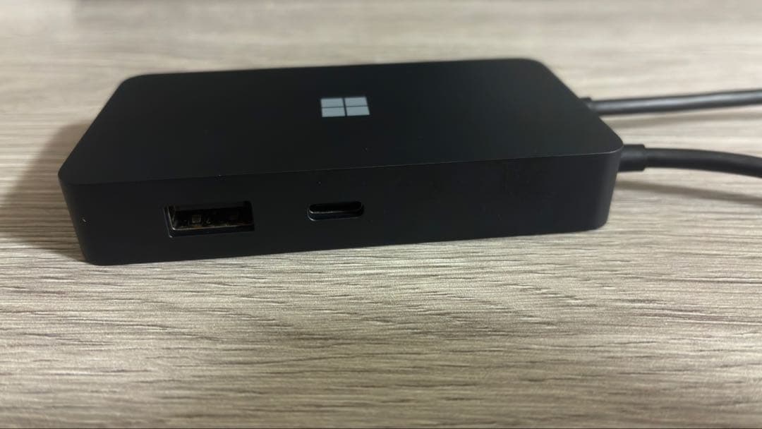 Microsoft純正Surface USB-C Travel Hub