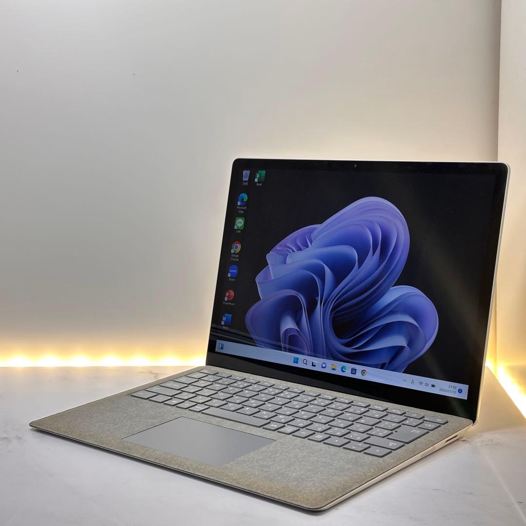 【特価品】Surface Laptop Corei5/8/256