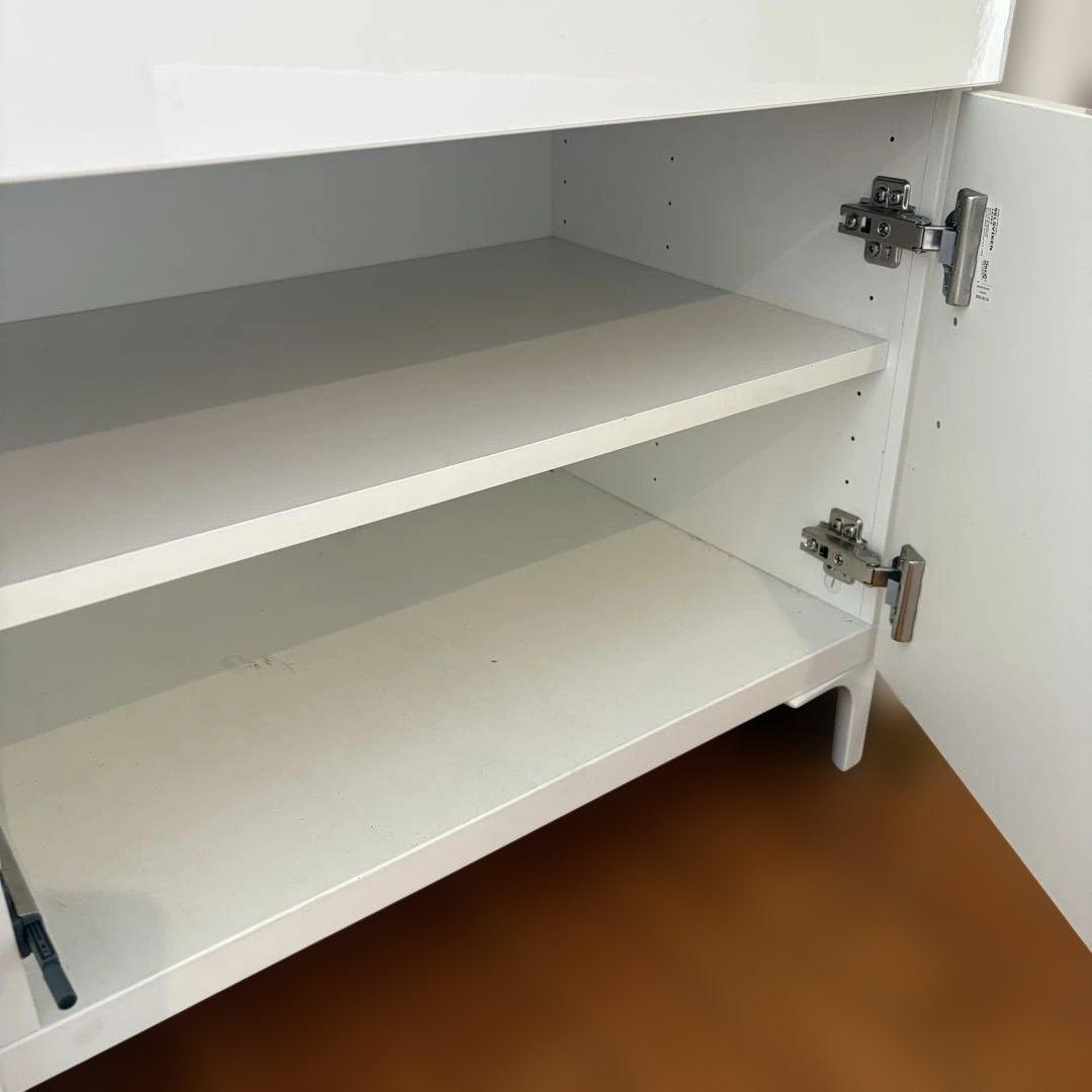 IKEAイケア ベストー キャビネット ホワイト ガラス天板付き 引取歓迎