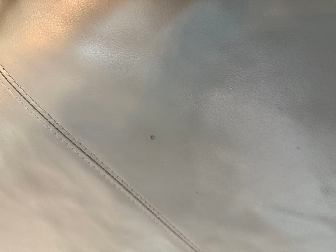 FaBRiCa 本革ソファ　IDC大塚家具　グレーソファ