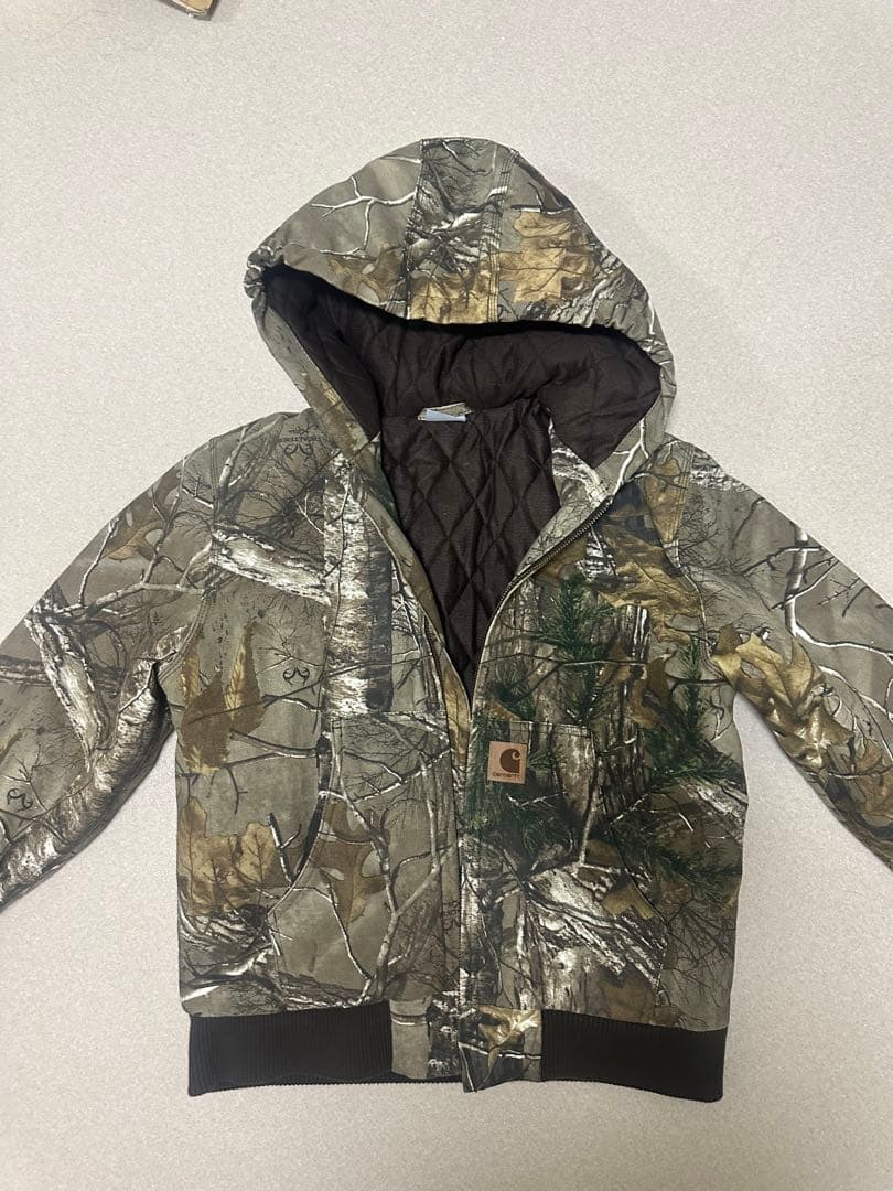 Carhartt アクティブジャケット リアルツリー