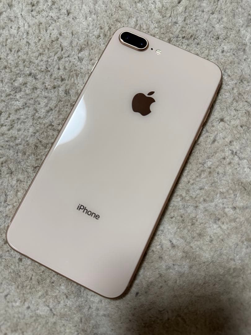 iPhone 8 Plus 64GB ゴールド 本体 / バッテリー100%