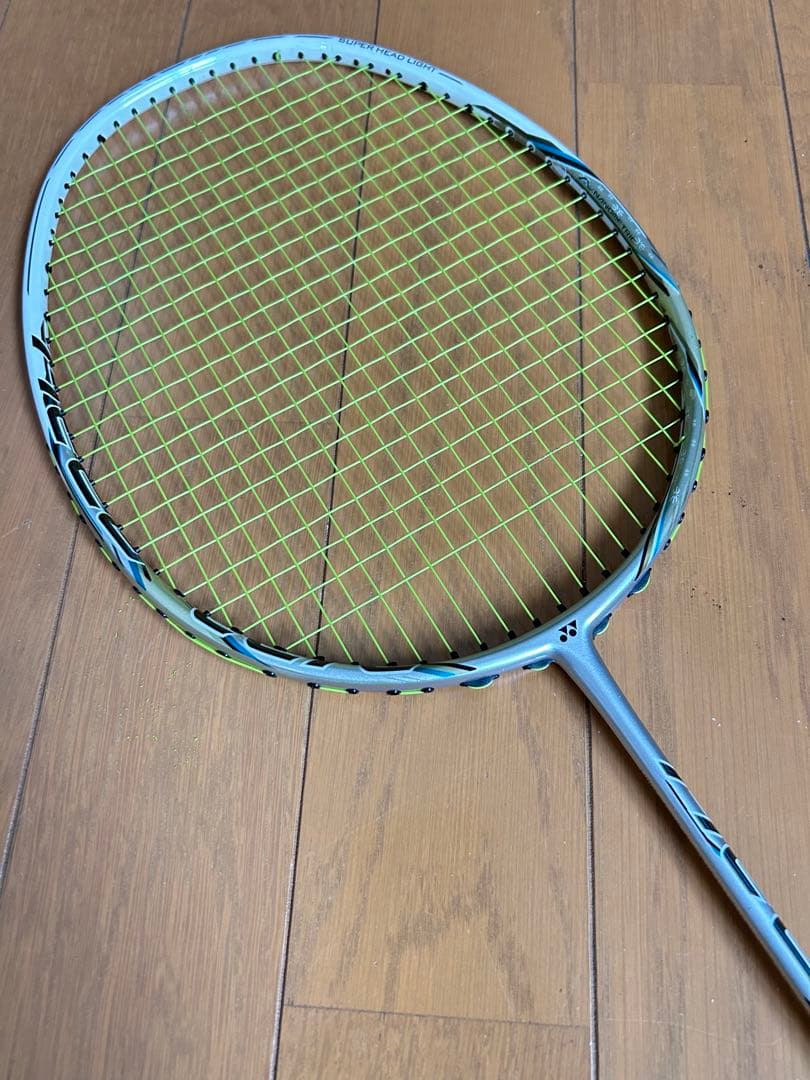 YONEX NANORAY 750 バドミントンラケット　値下げしました‼️