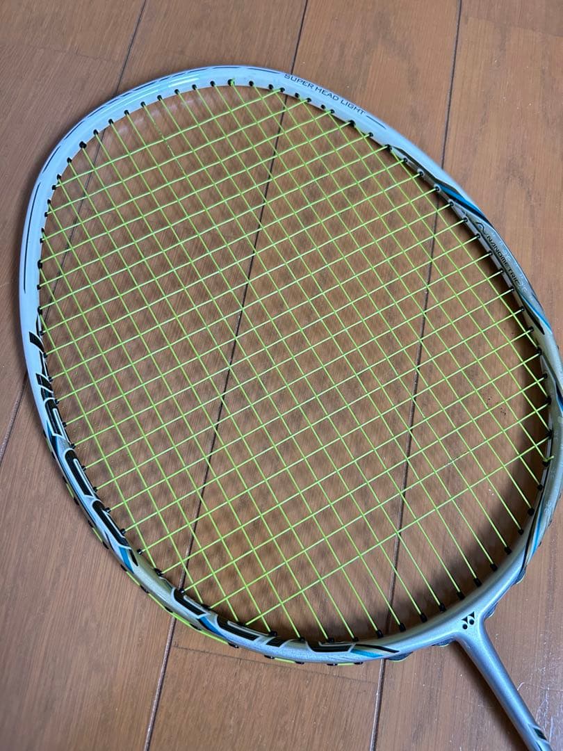 YONEX NANORAY 750 バドミントンラケット　値下げしました‼️