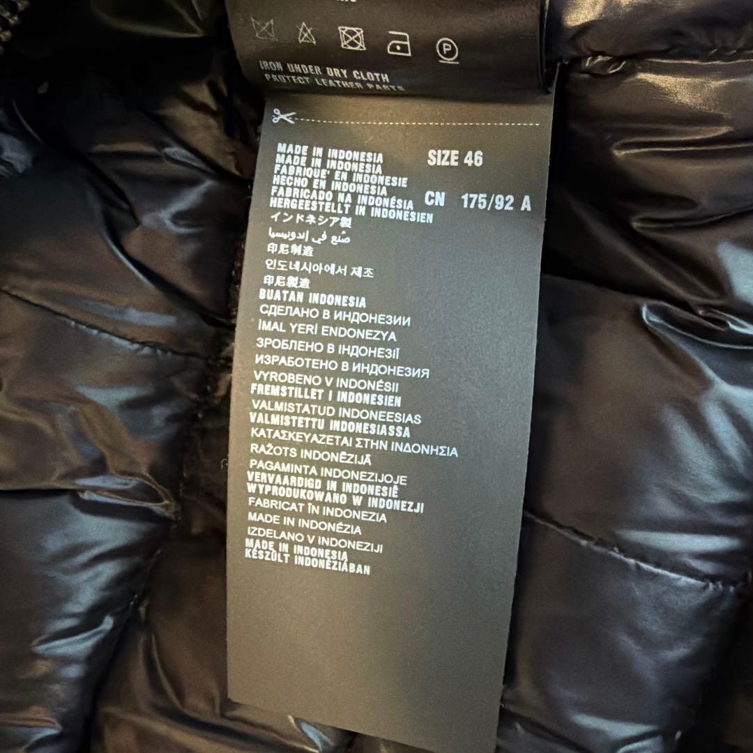 PRADA プラダ　ダウンベスト