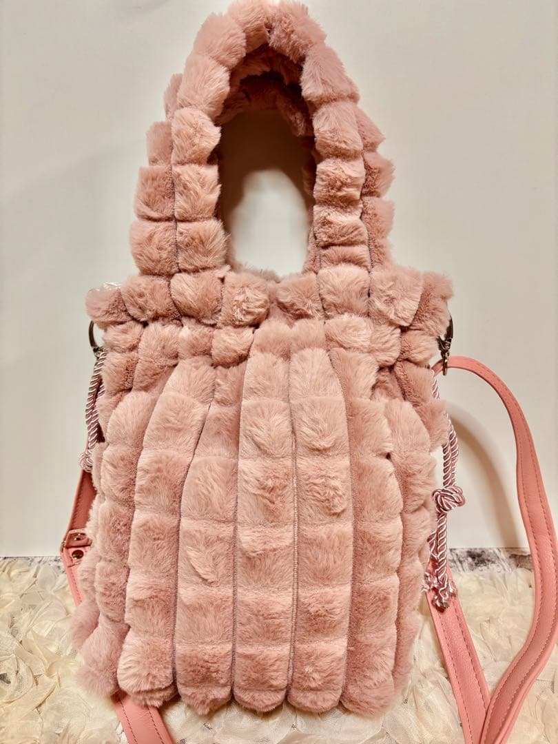 コヤンイサムチョン　ピンクファー巾着バッグ　ショルダーバッグ