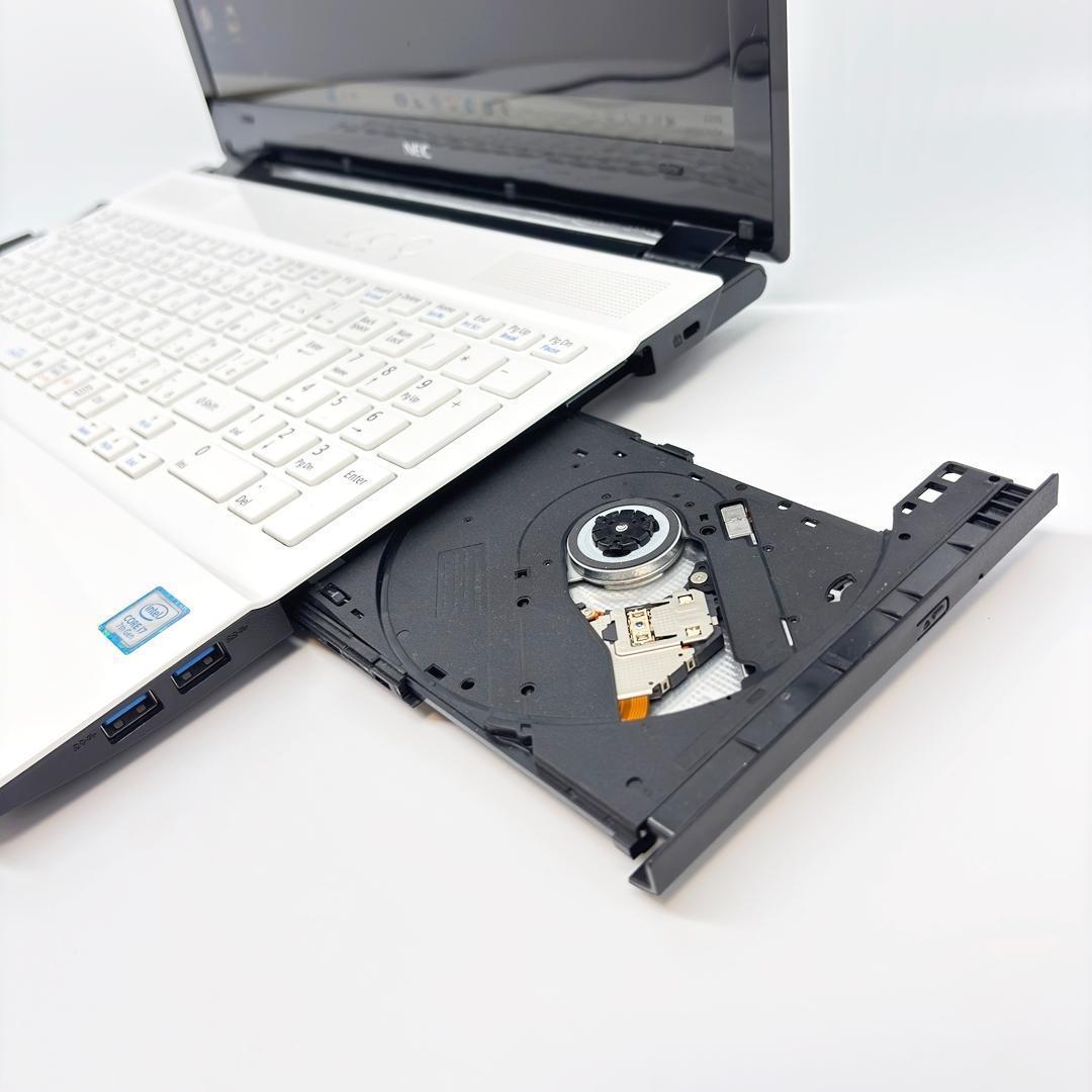 ノートパソコン Windows11 Corei7 SSD メモリ16GB A17