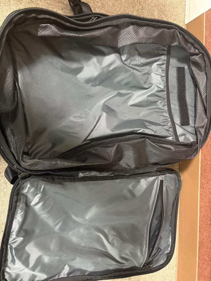 備品　HOLICC One ブラックリュック