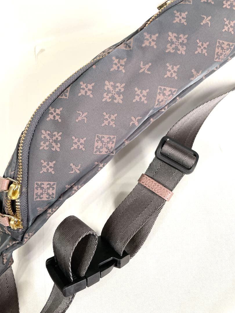 ほほ未使用 russet ラシット ウエストポーチ ボディバッグ