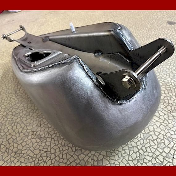 ハーレースポーツスター インジェクション用タンク 14.4L 新品 レプリカ品