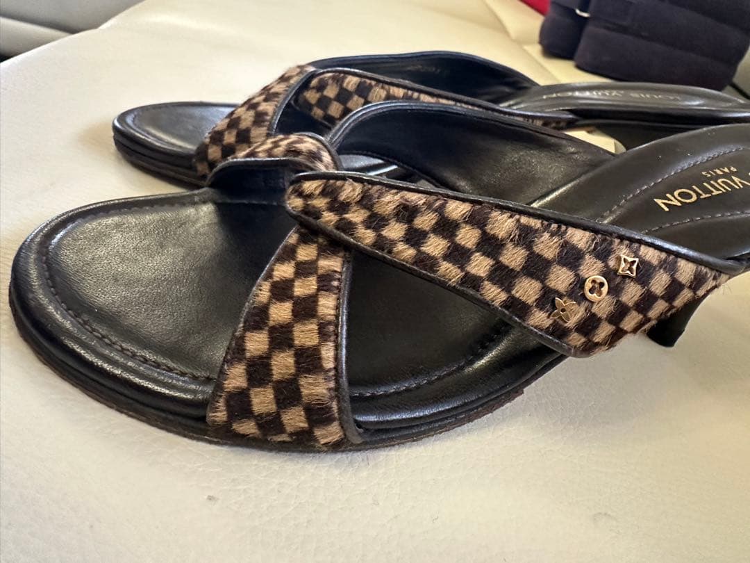 LOUIS VUITTON ミュール