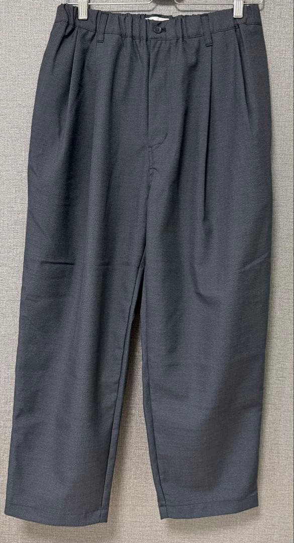 最終値下新品25AW STILL BY HAND グレー2タックテーパードパンツ