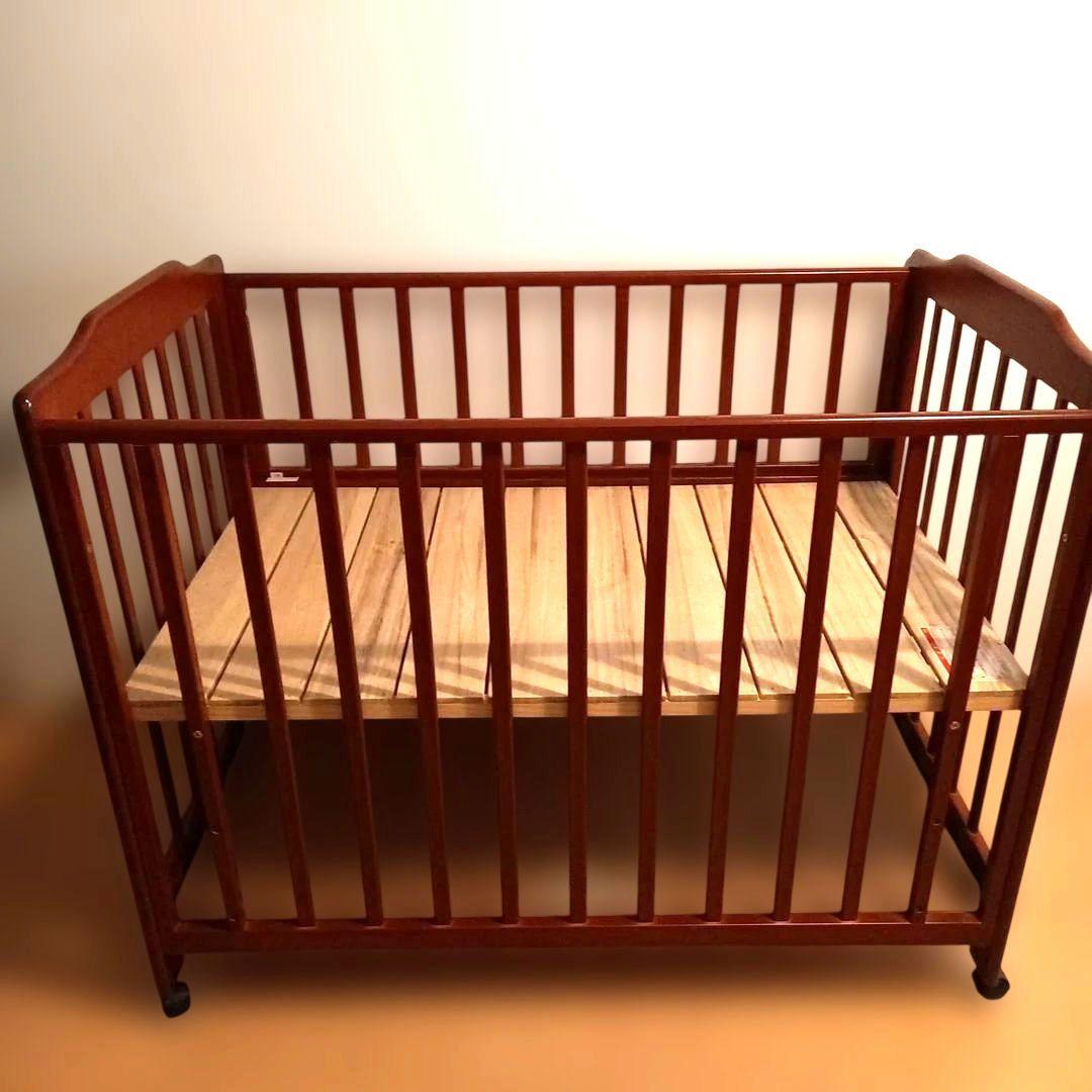 【送料込み匿名配送】KATOJIカトージ 木製ベビーベッド ブラウン 標準サイズ