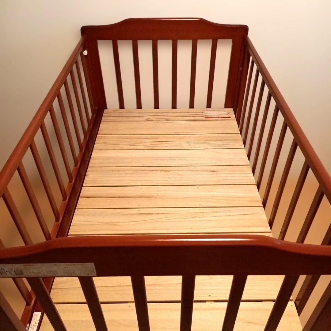 【送料込み匿名配送】KATOJIカトージ 木製ベビーベッド ブラウン 標準サイズ