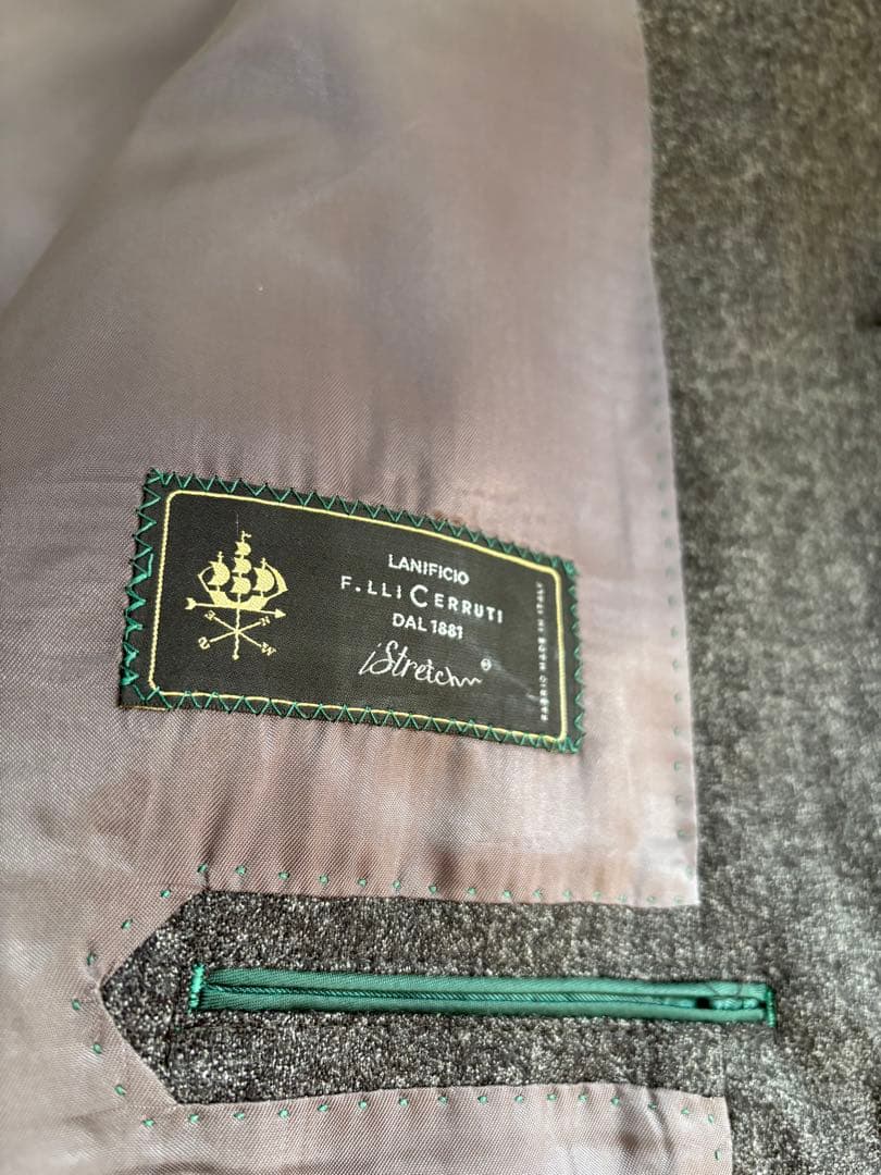 未使用　janecostellazione イタリア製チェルッティ　ストレッチ