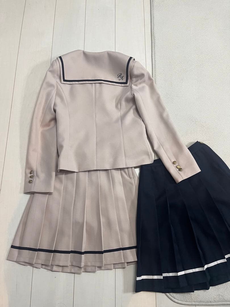 美品　repipi armario レピピ　セーラー　卒服　セットアップ　L