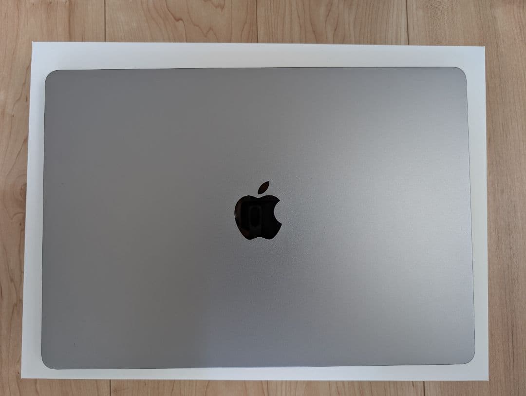 MacBook air m2 15インチ 8G/256G