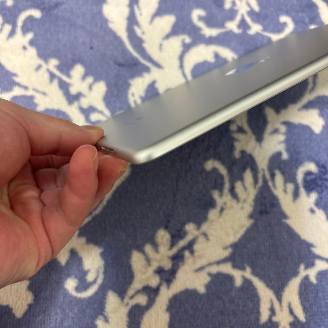 iPad air3(セルラーモデル)SIMフリー64GB(本体のみ)