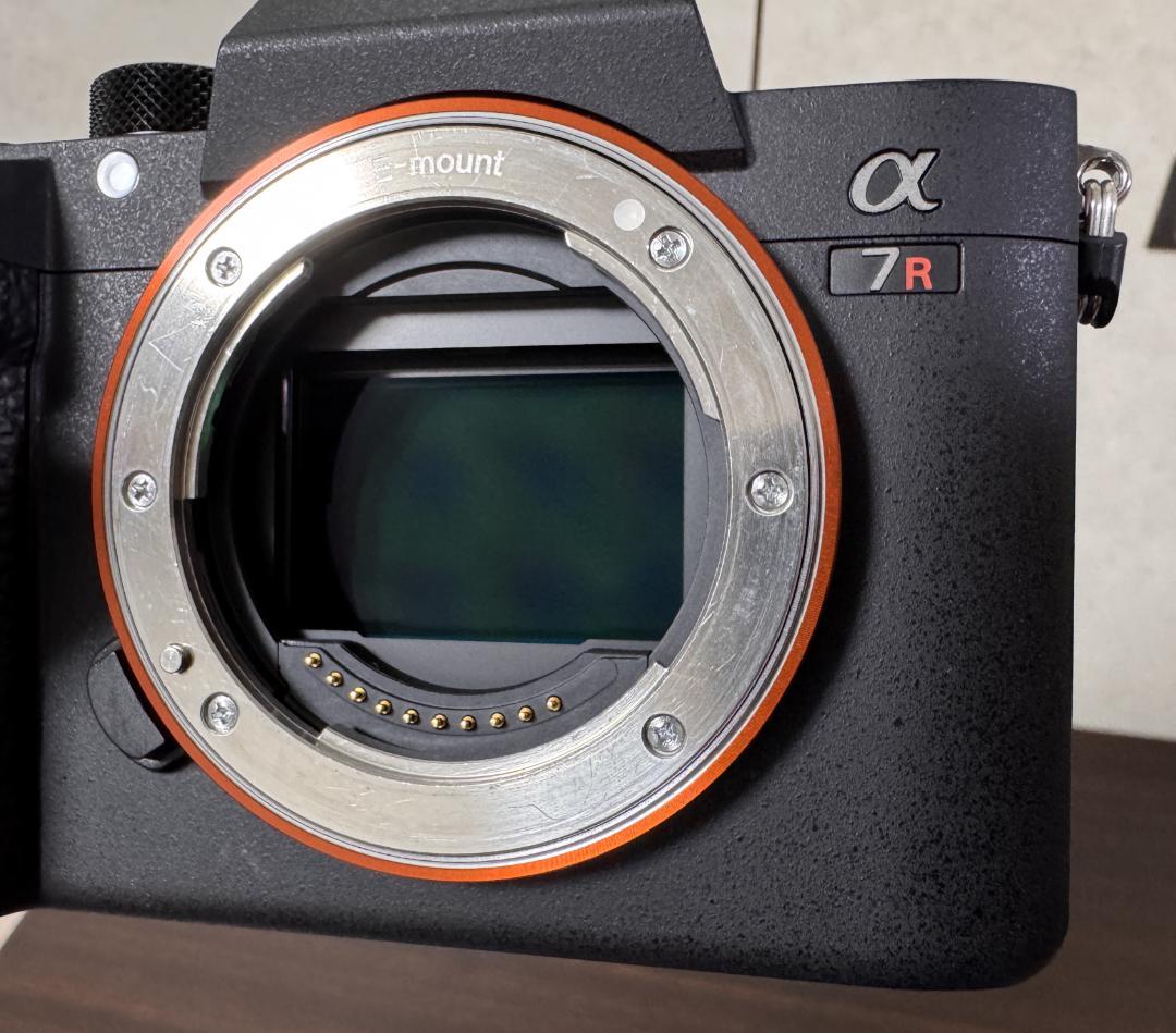 [オーバーシーズモデル] SONY α7R III 本体と付属品