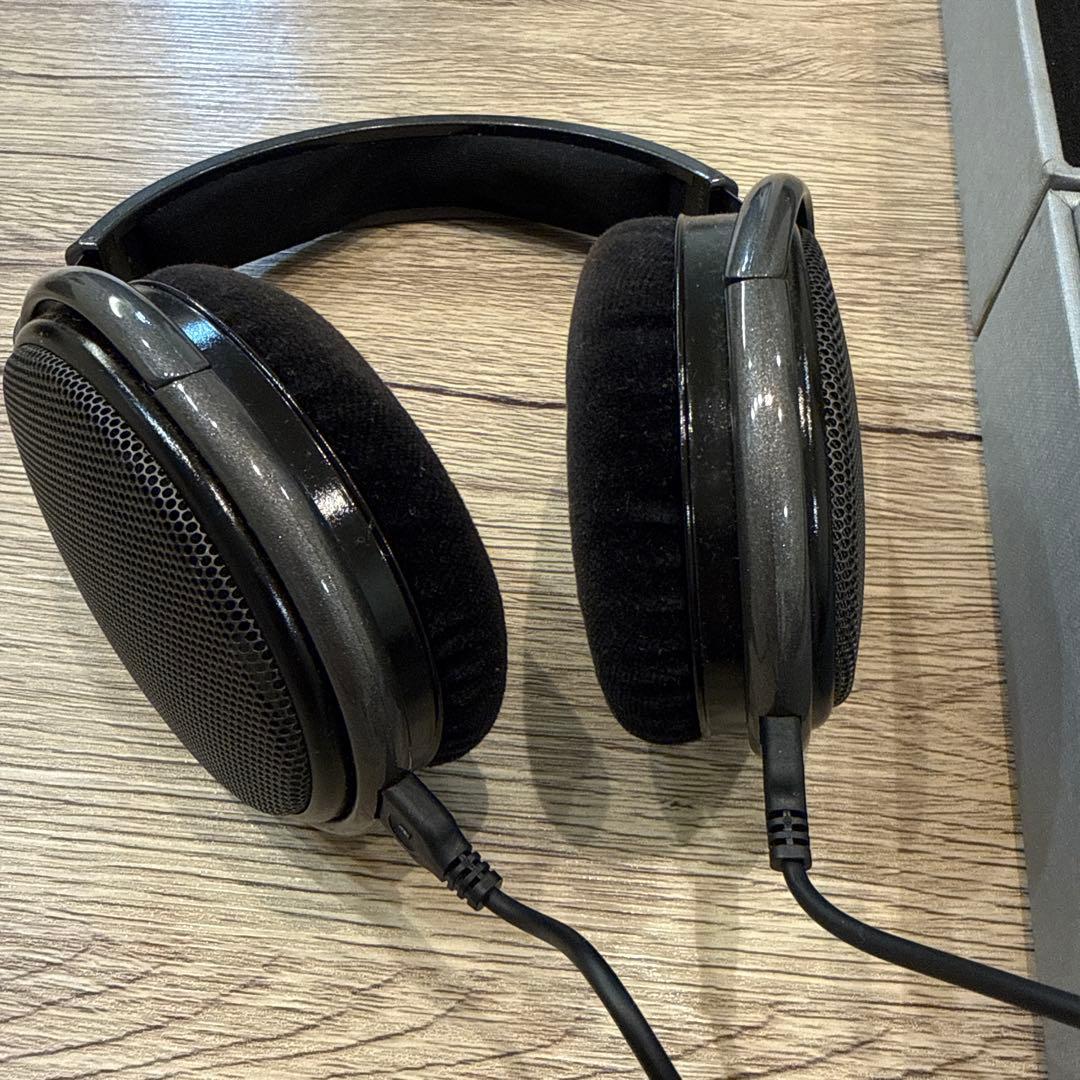 HD650 ゼンハイザー ヘッドホン 【ヘッドホン本体は綺麗だと思います】
