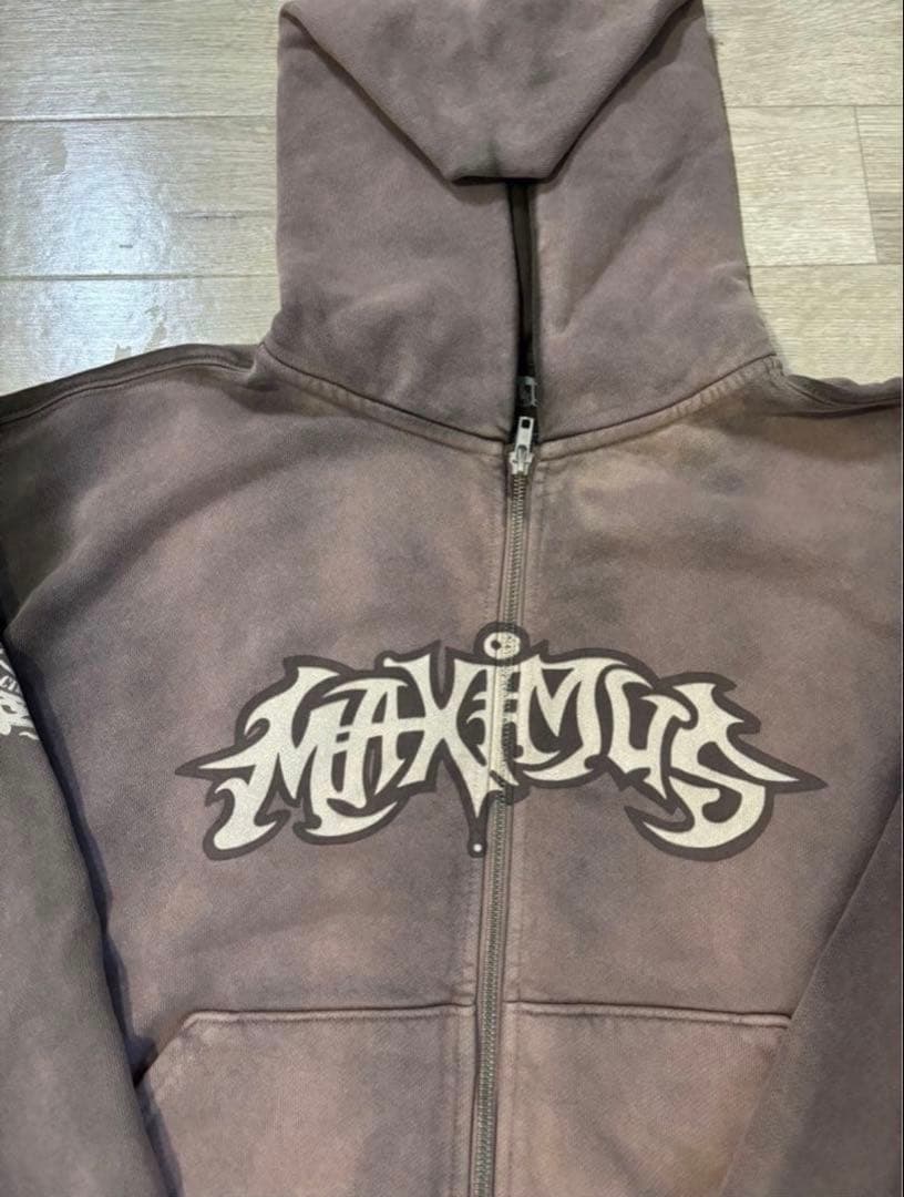 Travis Scott MAXIMUS TOUR 2025 パーカー