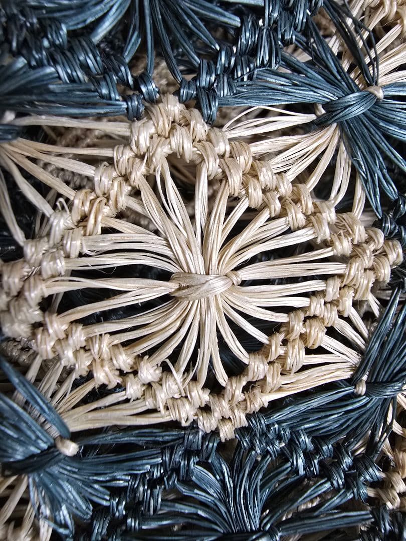 値下げしています。誉田屋源兵衛の芭蕉(アバカ)帯、半巾市松（緑青×キナリ色）