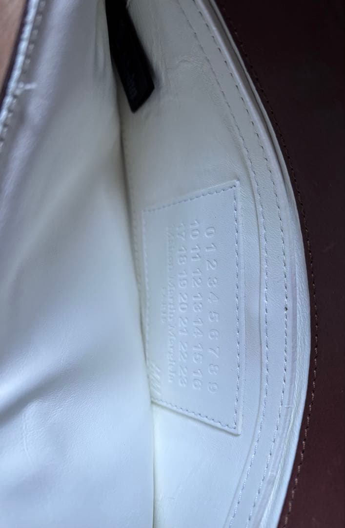 マルタンマルジェラ× グローブクラッチ