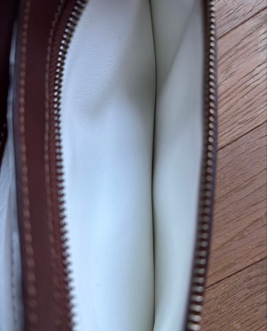 マルタンマルジェラ× グローブクラッチ