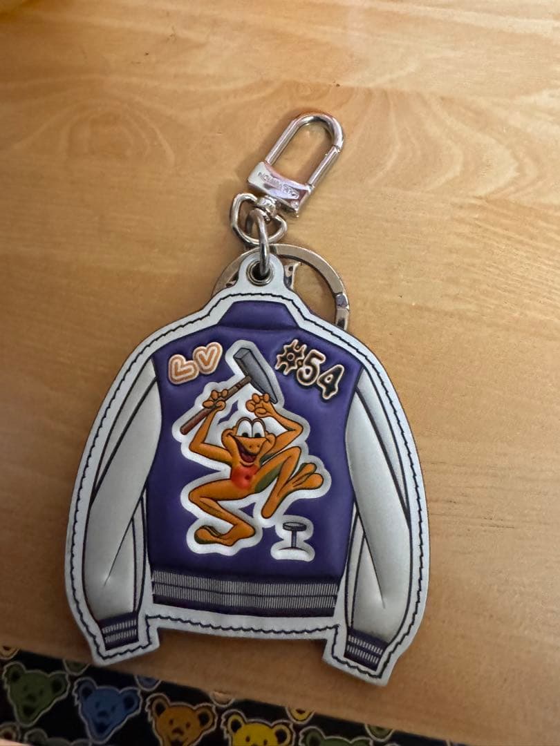 ルイヴィトンキーホルダー