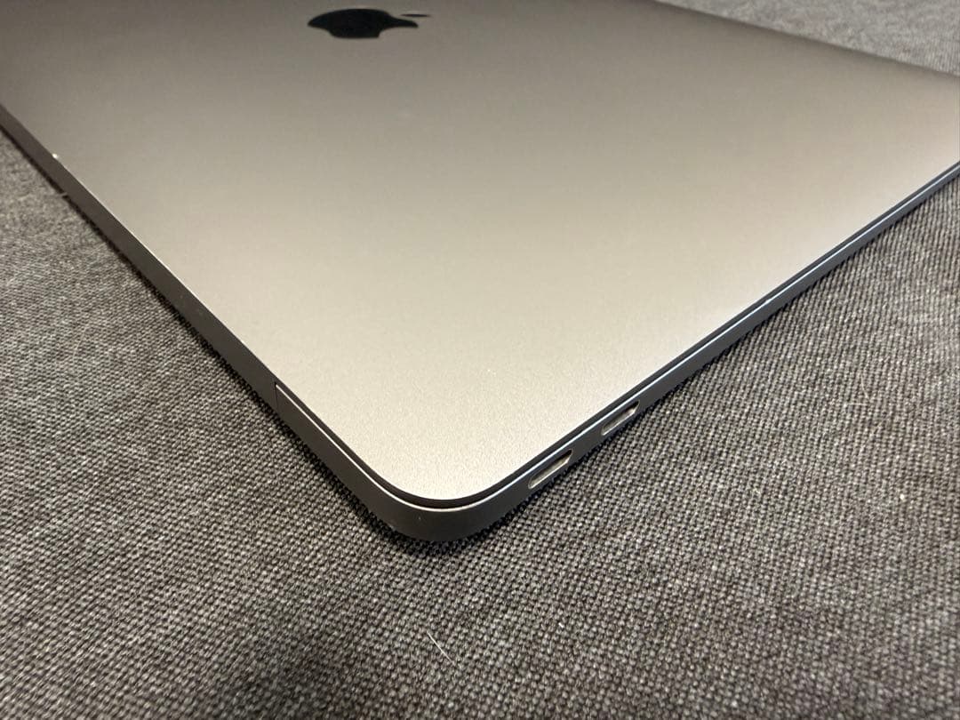 Macbook Air M1 8GB 256GB スペースグレイ