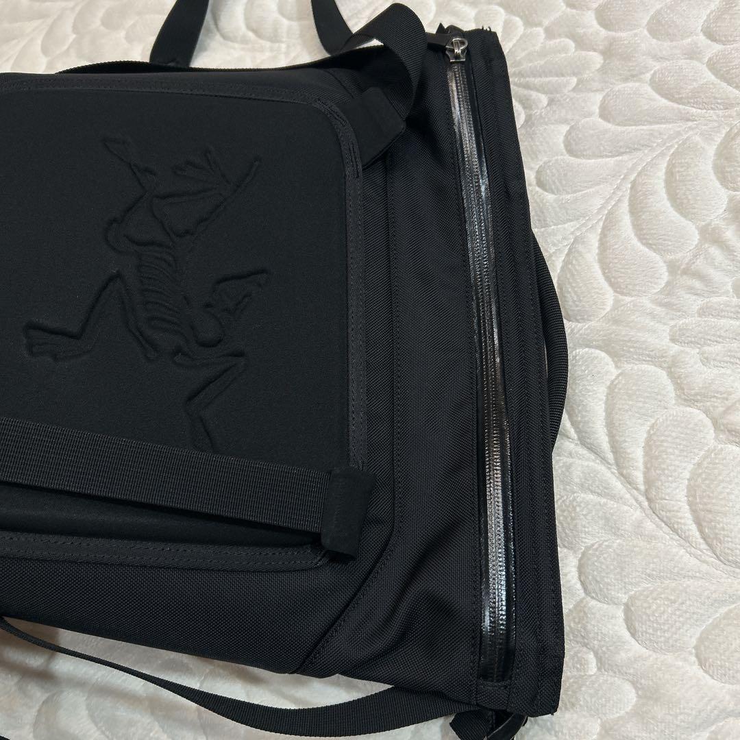 ARC'TERYX アークテリクス　ARRO 8 アロー 8 ショルダーバッグ
