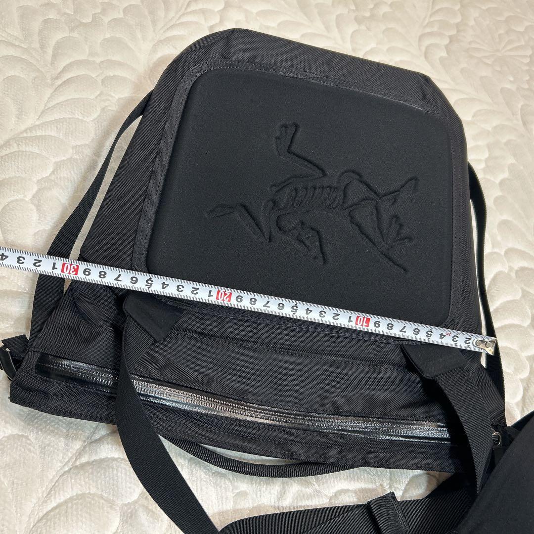 ARC'TERYX アークテリクス　ARRO 8 アロー 8 ショルダーバッグ