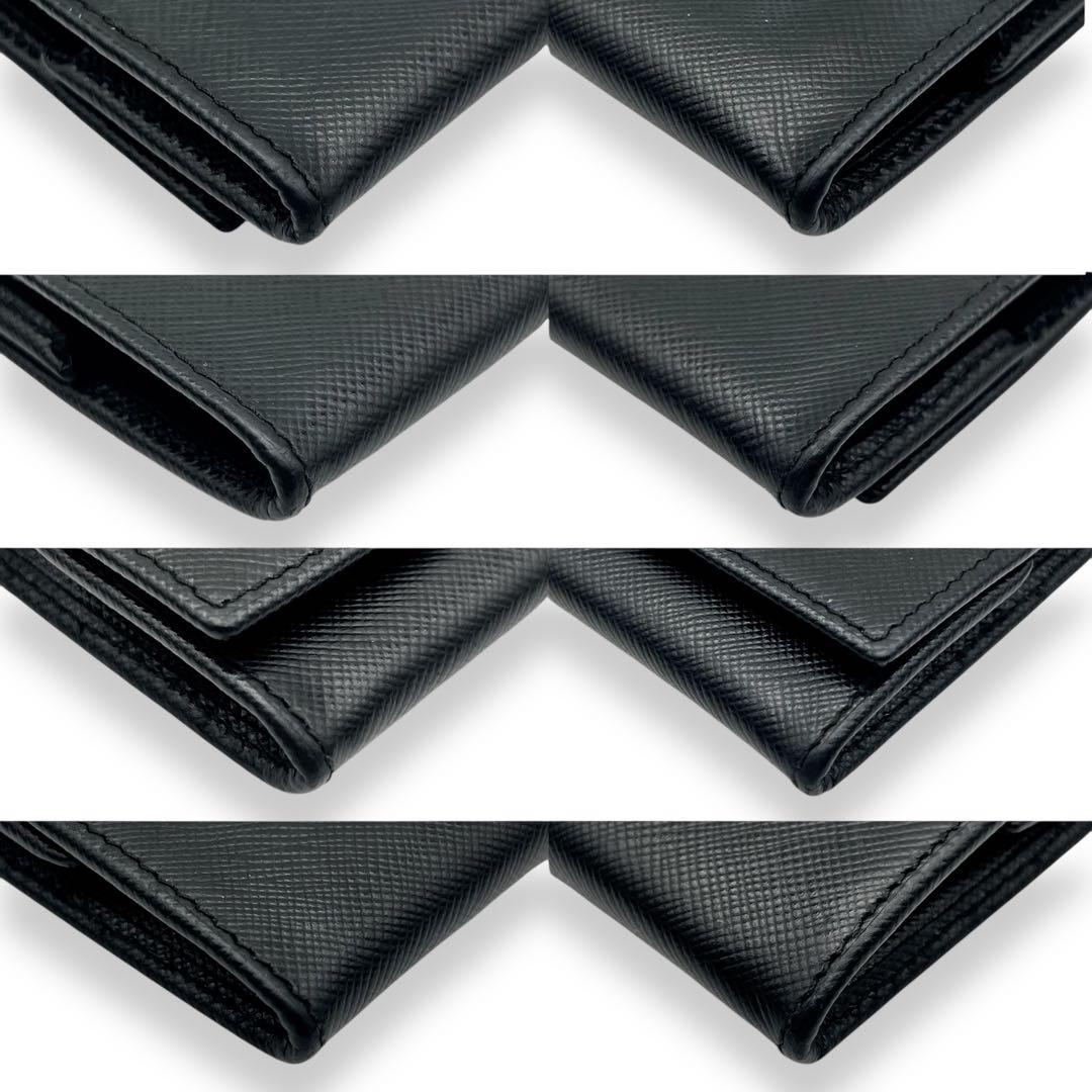 【美品】プラダ　三角プレート　サフィアーノレザー　　ケース　ブラック950