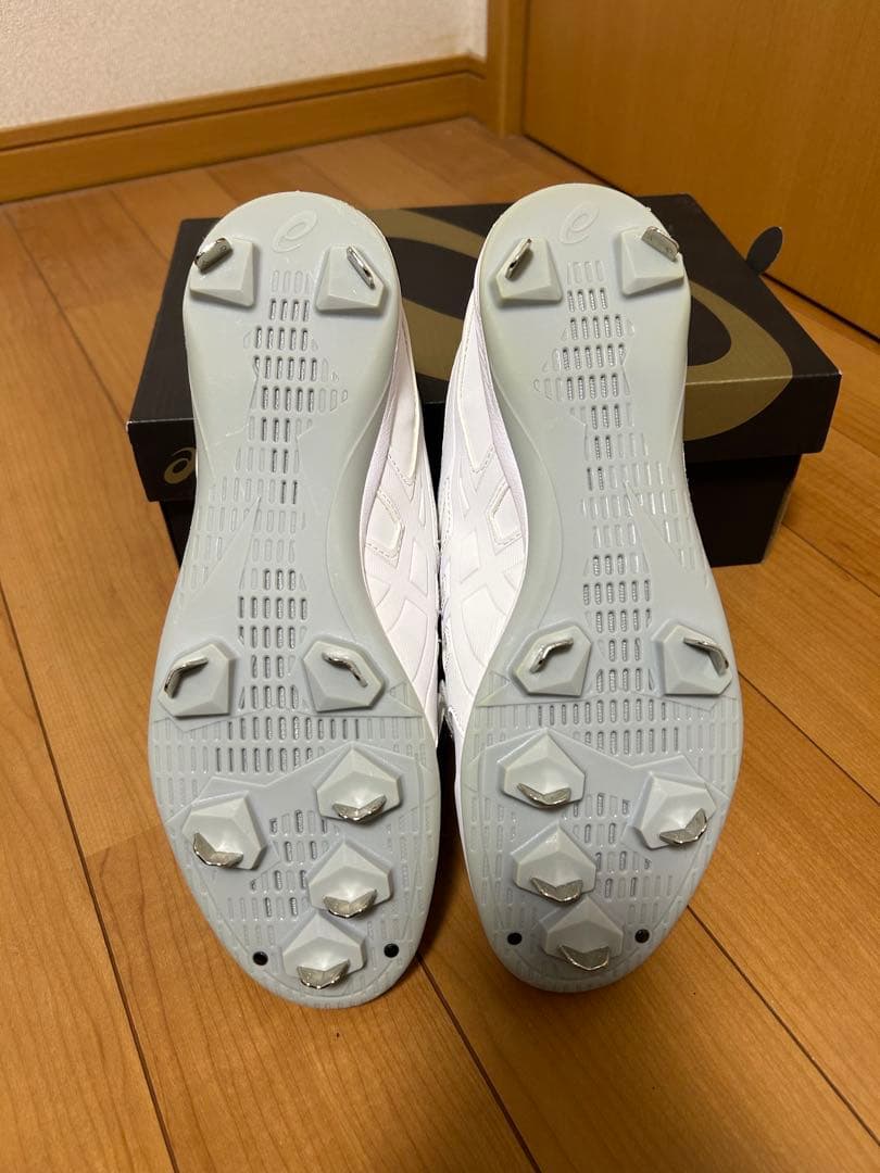 アシックス　ゴールドステージ　野球 スパイク 金具 白 ベルト27.0cm 新品