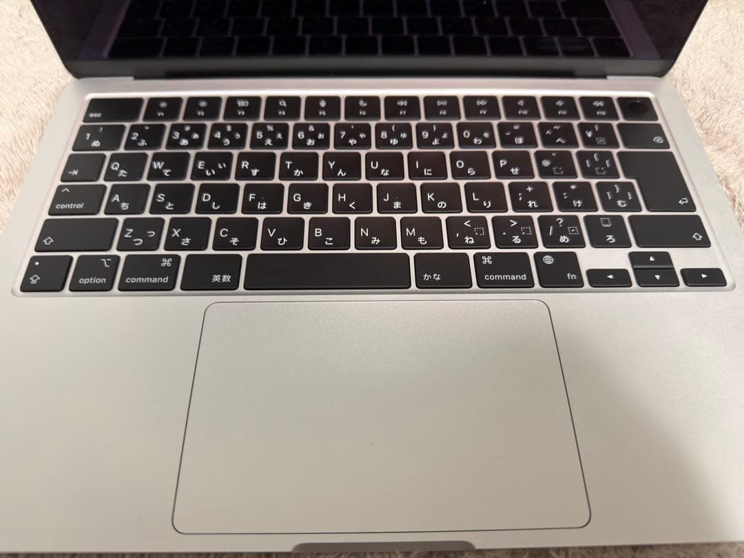 M2 MacBook Air 13.6インチ 16GB/256GB /シルバー
