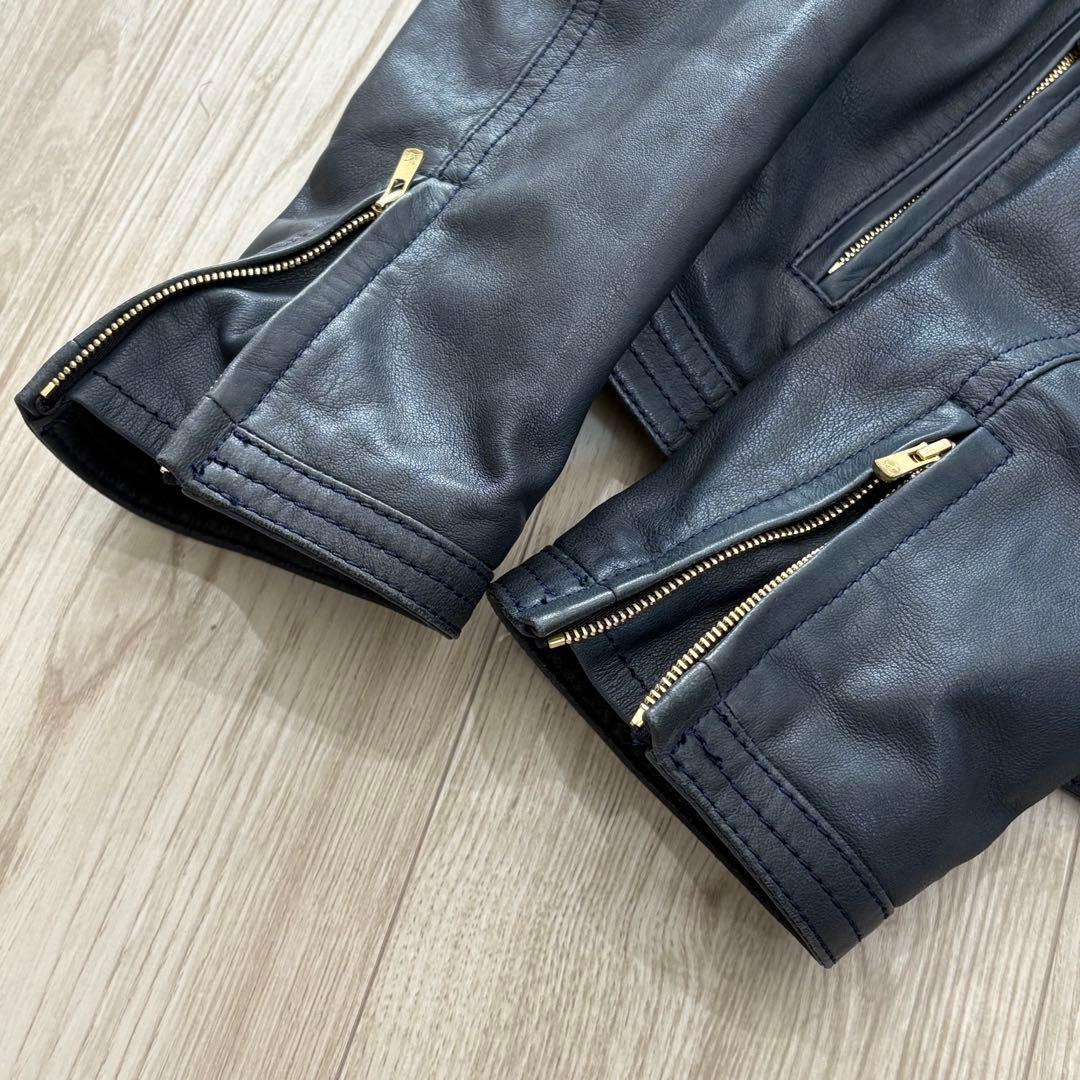 【美品】23AW TOMORROWLAND レザージャケット 40 ネイビー
