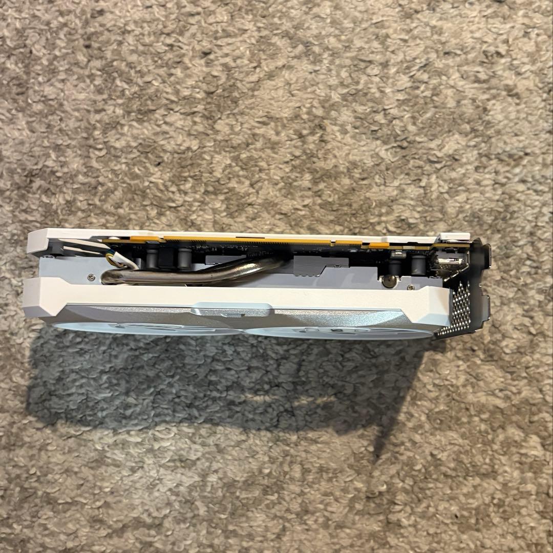 グラフィックボード・グラボ・ビデオカード MSI GeForce RTX 4060 VENTUS 2X WHITE 8G