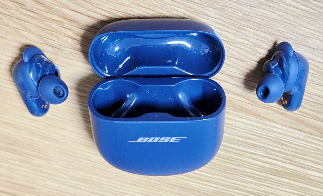 美品 BOSE QuietComfort Ultra Earbuds ルナブルー