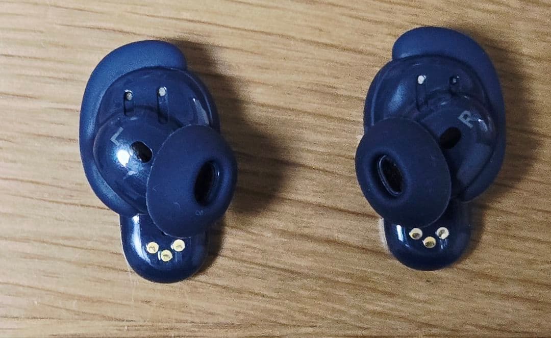 美品 BOSE QuietComfort Ultra Earbuds ルナブルー